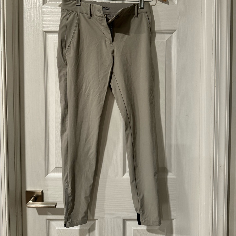 WORN ONCE MACADE GOLF JOGGER PANTS